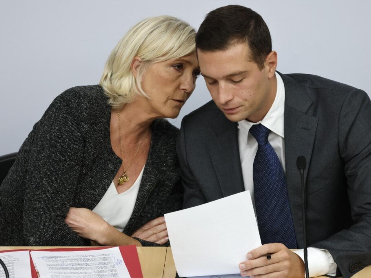 Jordan Bardella conteste des accusations d'antisémitisme le visant personnellement