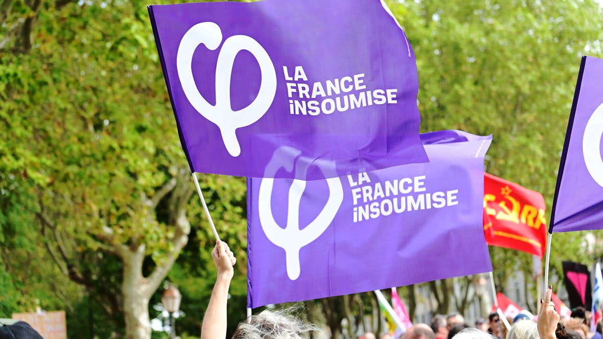 La France insoumise lance une opération militante à Carcassonne contre le Rassemblement national