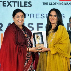 Anita Dongre at Fame Awards 2020 Anita Dongre at Fame Awards 2020