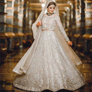 Feel like a Princess in a Gergeous White Lehenga Feel like a Princess in a Gergeous White Lehenga