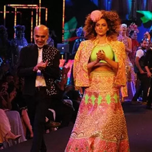 Kangana Ranaut Show Stopper for Manish Arora Kangana Ranaut Show Stopper for Manish Arora