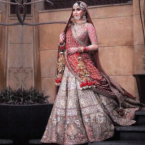 Red Dupatta changes the entire look of the Bridal Lehenga Red Dupatta changes the entire look of the Bridal Lehenga