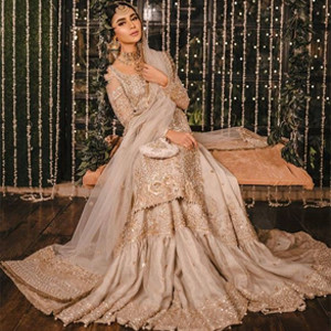 Trending and Stylish Muslim Bridal Outfit Trending and Stylish Muslim Bridal Outfit