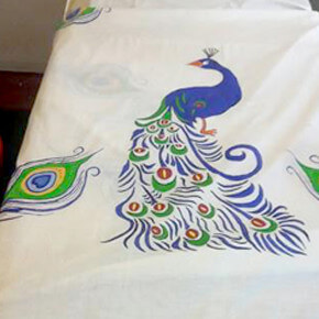 Simple Peacock Fabric Mural Design for a Saree Pallu