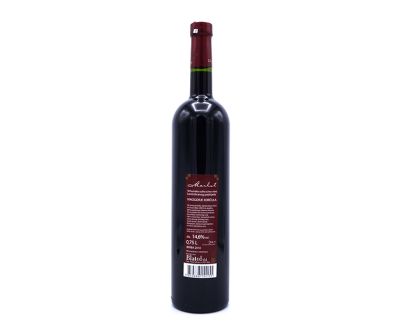 Merlot wijn uit Kroatië van topkwaliteit, achterkant van de fles