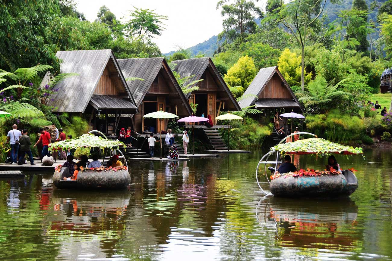 Tempat Wisata  Dusun Bambu di  Bandung  Paket Wisata  dan 