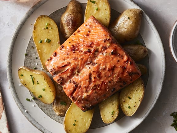 honey mustard salmon with potatoes