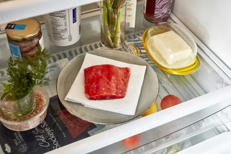 how to defrost salmon