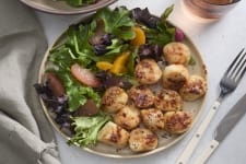 miso broiled scallops