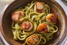 pesto pasta scallops