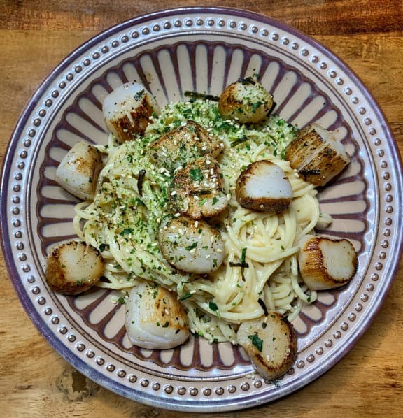 Savory Sea Scallops and Angel Hair Pasta Recipe