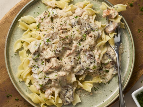 creamy salmon stroganoff