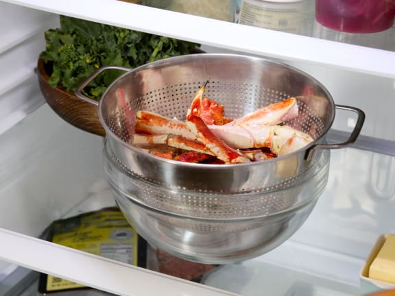 how to thaw crab legs