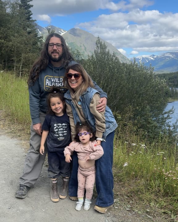 Monica Kallenberg with kids