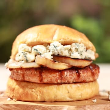 salmon burger with grilled onions