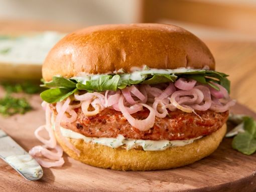 Salmon Burger with Creamy Ricotta Sauce and Red Onion-Poppy Jam