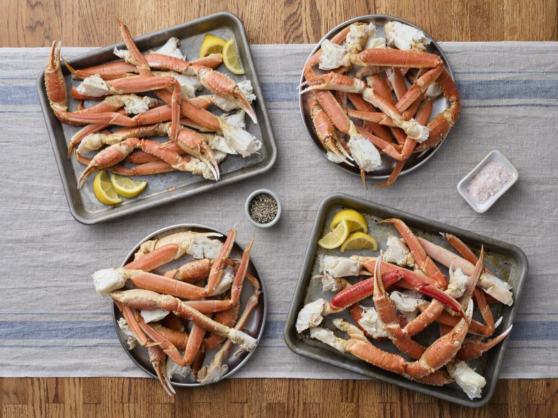 6 Pounds of Snap & Eat Snow Crab Gift Box | Wild Alaskan Company