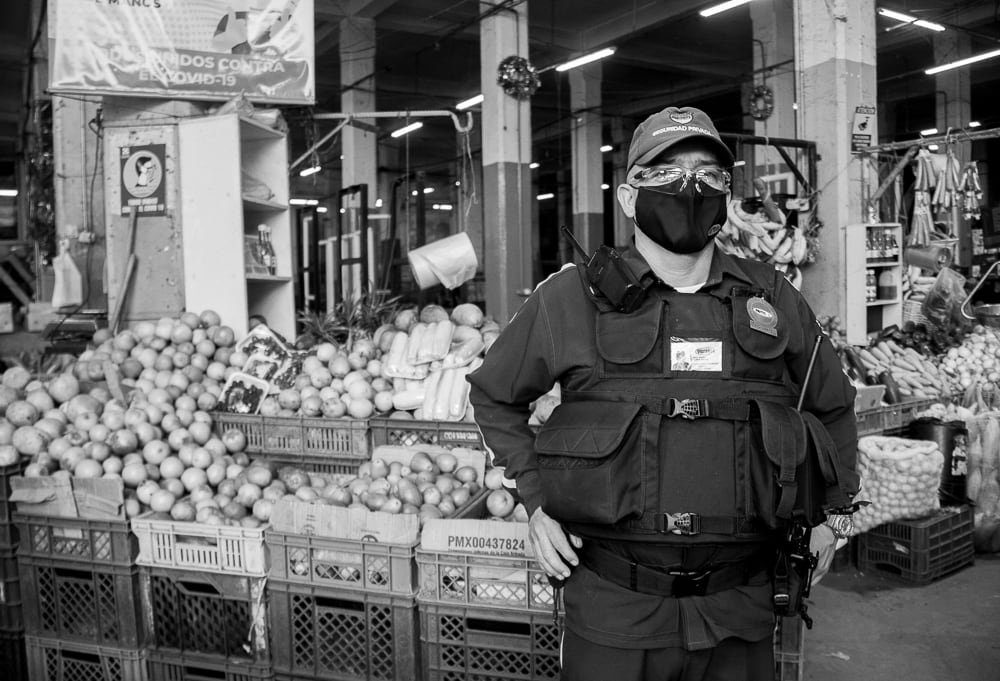 JAIME_ALONSO_CARDONA_30_AÑOS_DE_TRABAJO_EN_LA_PLAZA_10_DE_ELLOS_COMO_GUARDA_DE_SEGURIDAD_20_AÑOS_EN_OFICIOS_VAR_4_meil7y