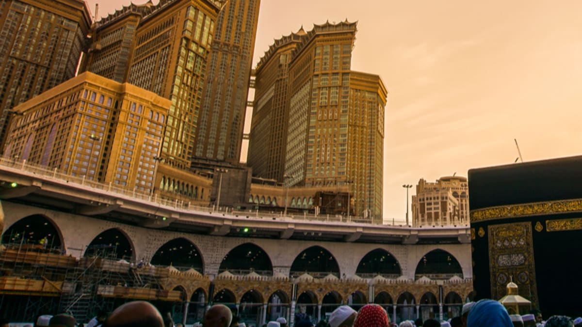 Umrah Singkat: Madinah → Mekah Bersama Tripfez