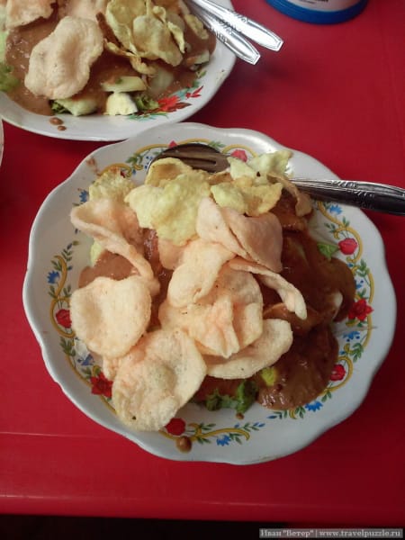 Соус в gado-gado особенно хорош
