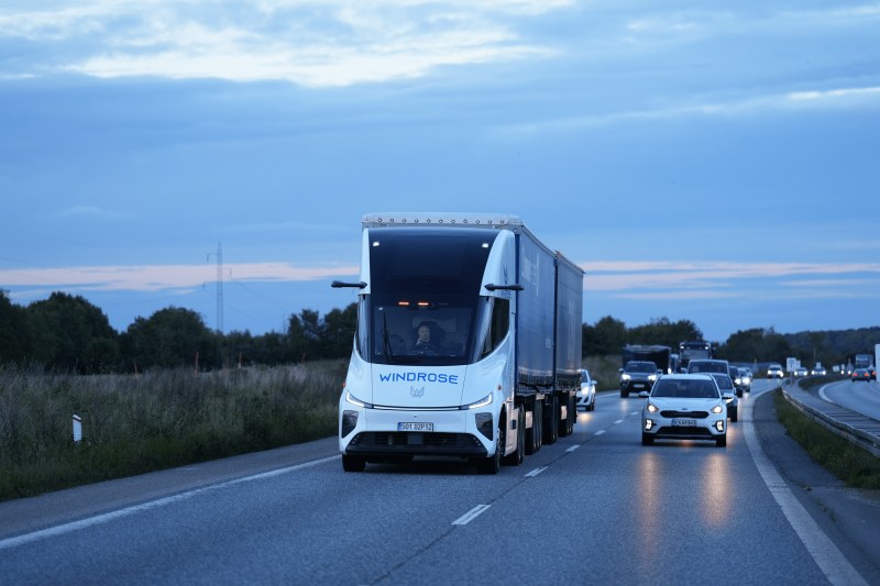 Windrose EV truck completed 590+km trip with 34-meter double-trailer and 64 tons of total weight in a single charge