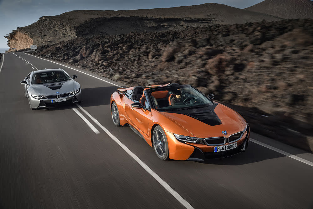 I8 Roadster Und Coupe Zwei Sturmische Typen Auto Und Technik Gq