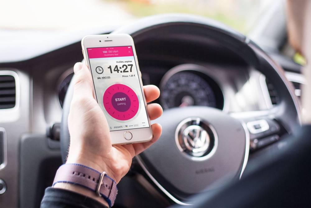 EasyPark Die ParkplatzApp unterstützt nun CarPlay Auto und Technik GQ