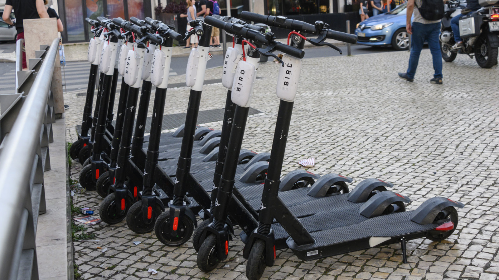 E-Roller als Alternative zu Bus und Bahn: Das müssen Sie beim Kauf