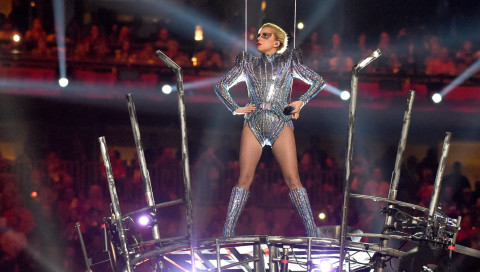 Das steckt hinter Lady Gagas Drohnenschwarm beim Super Bowl