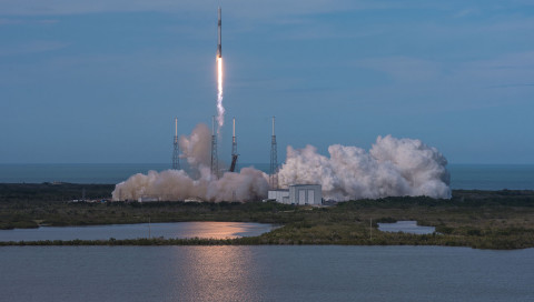 SpaceX bringt erneut eine Falcon 9 ins All