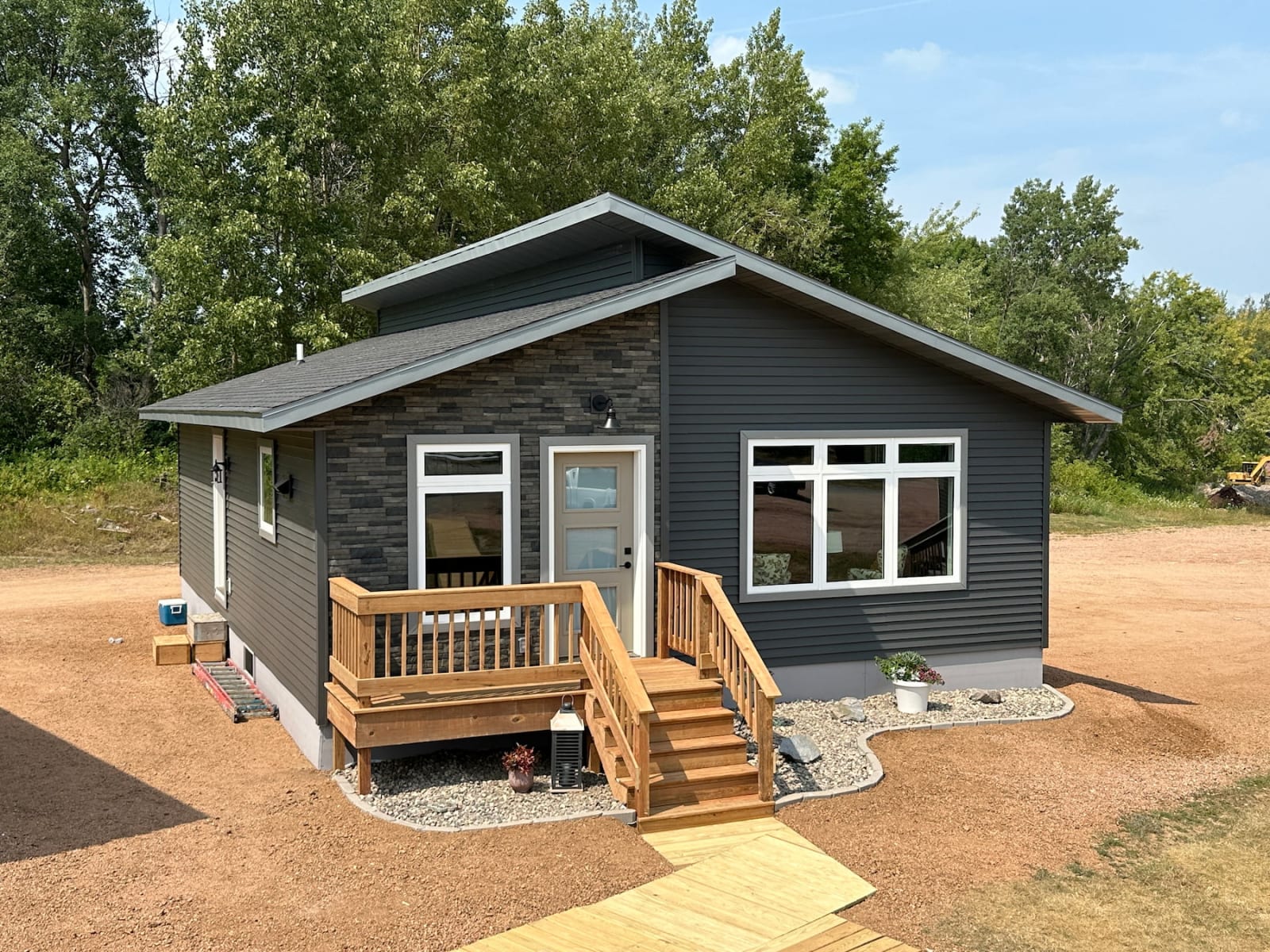 Exterior of Wisconsin Homes 5510 Prairie modular home at the model village in Marshfield, Wisconsin.