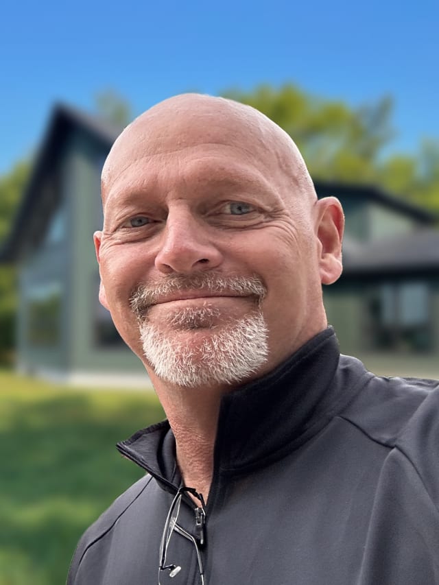 Brian Arndt headshot