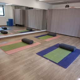 가율 요가원 대표사진