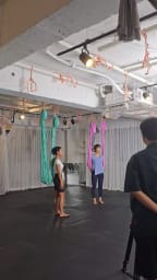 플라잉 요가 인 대표사진