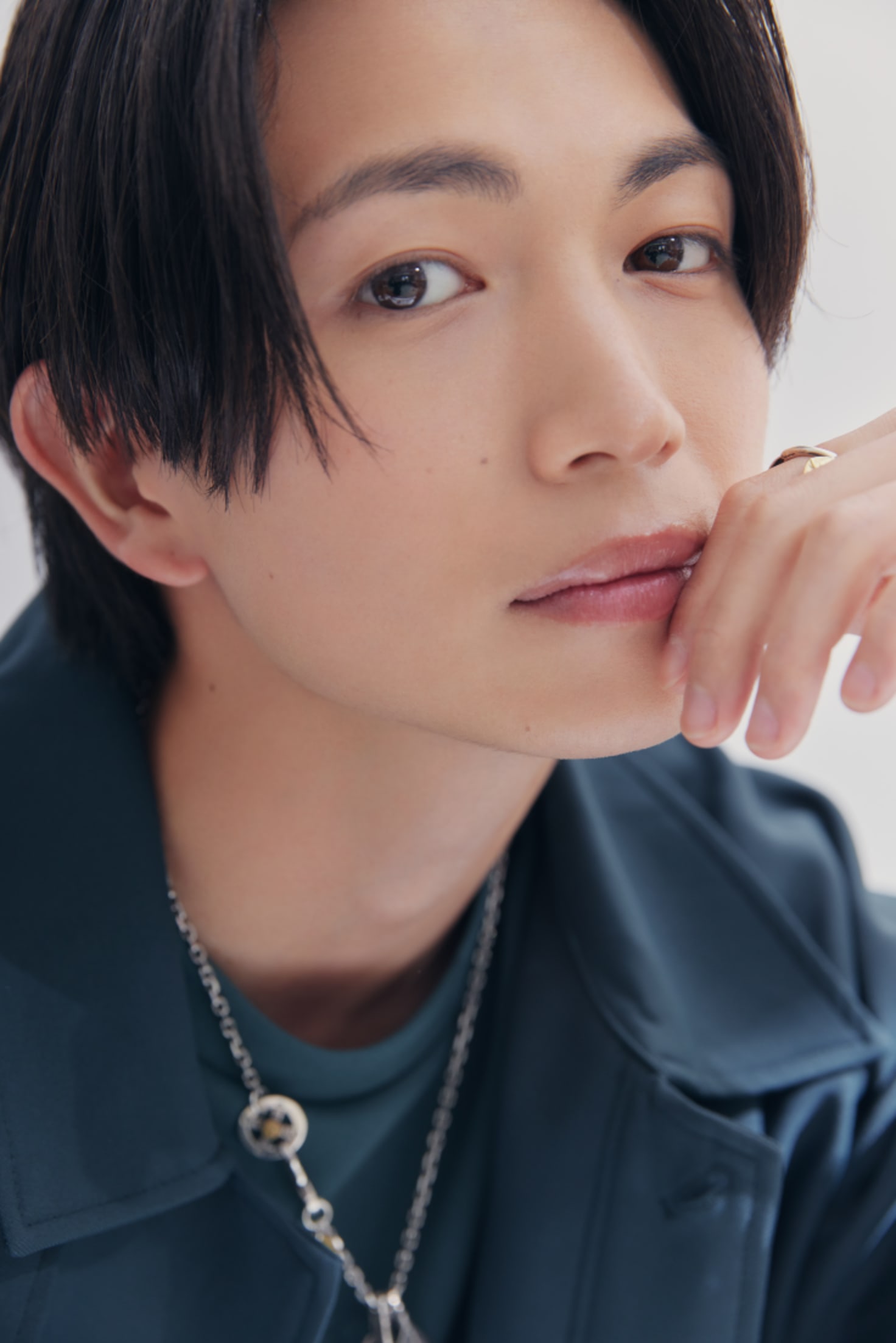 君の花になる』綱啓永が語る“8LOOM愛”「衝撃だったライブでの