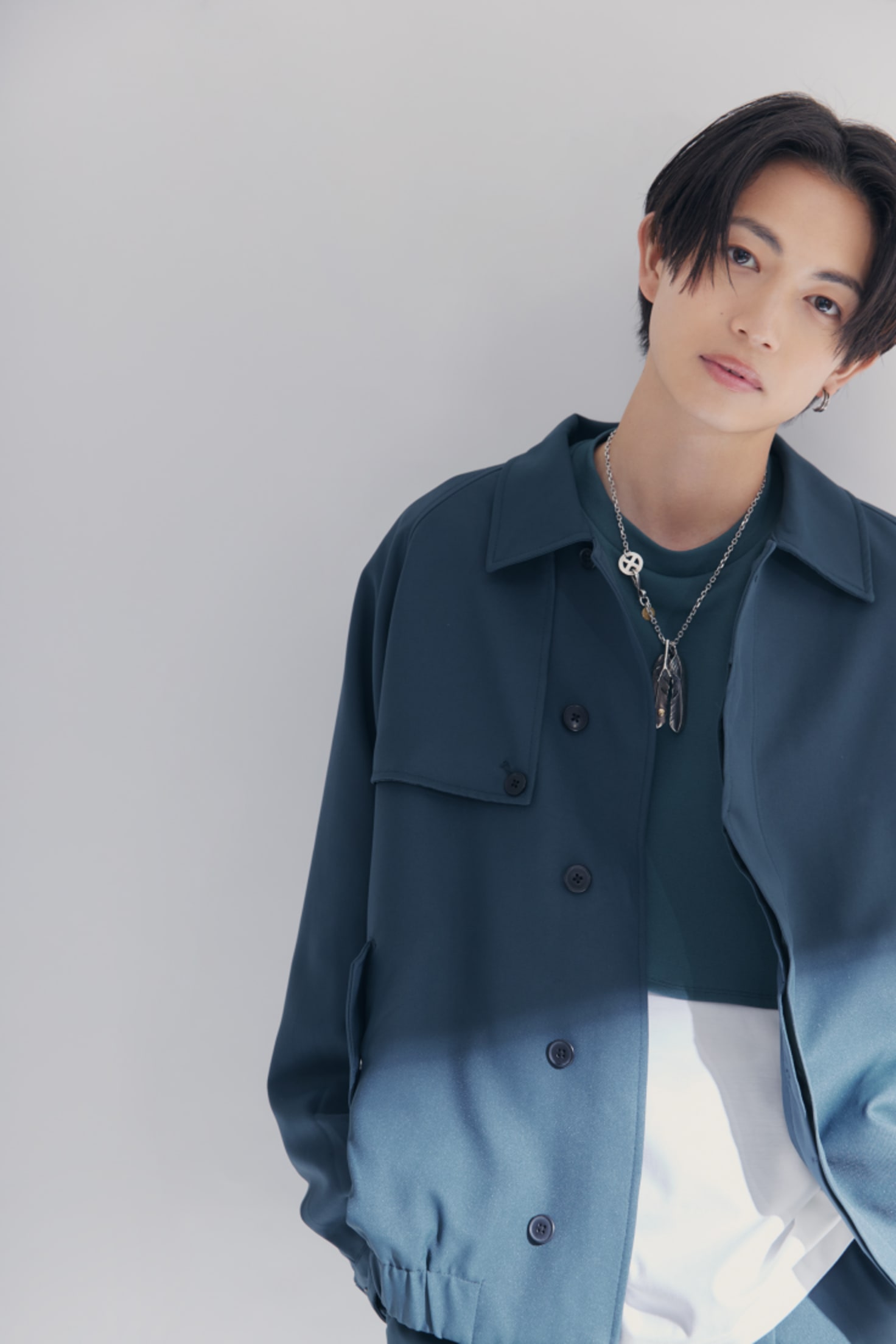 君の花になる』綱啓永が語る“8LOOM愛”「衝撃だったライブでの