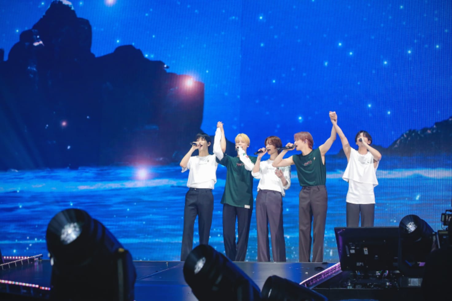 TOMORROW X TOGETHER 初となる京セラドーム公演を締めくくる追加 TOMORROW X TOGETHER 初となる京セラドーム公演を締めくくる追加