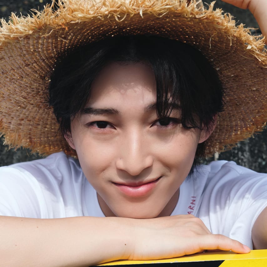 津田健次郎 写真集「ささやき」豪華版ビジュアル&プレミアムさ 津田健次郎 写真集「ささやき」豪華版ビジュアル&プレミアムさ
