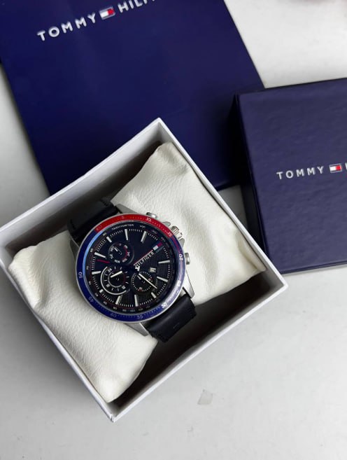 TOMMY HILFIGER 🔥