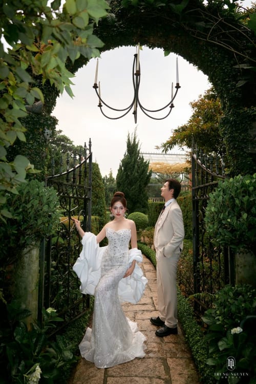 Mẫu váy cưới dòng Diamond số 5 — Trung Nguyễn Bridal