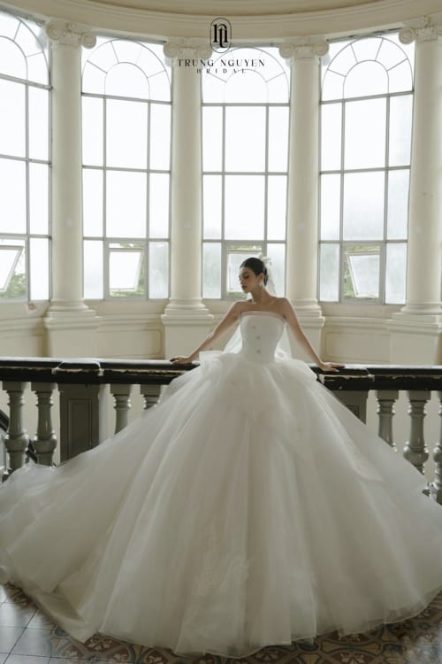 Mẫu váy cưới dòng Diamond số 11 — Trung Nguyễn Bridal