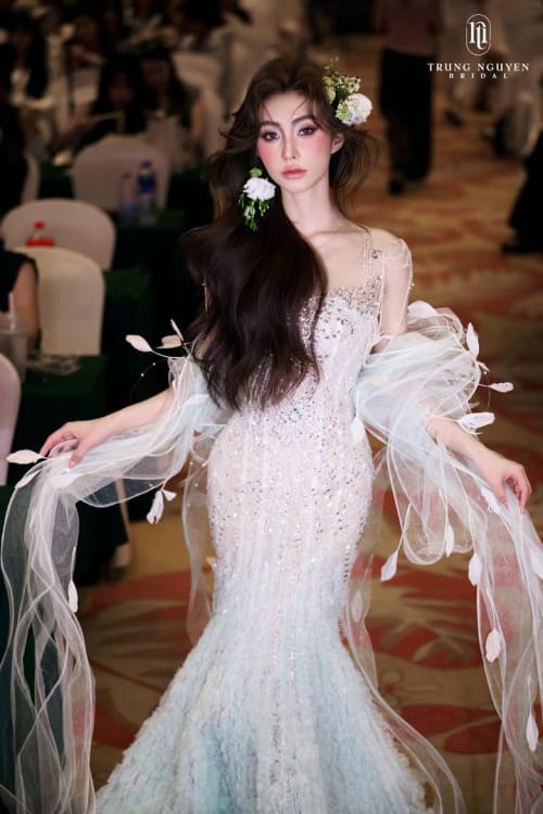 Mẫu váy cưới dòng Diamond số 29 — Trung Nguyễn Bridal