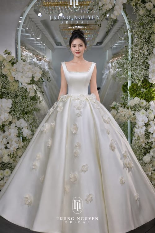 Mẫu váy cưới dòng Diamond số 41 — Trung Nguyễn Bridal