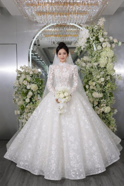 Mẫu váy cưới dòng Diamond số 47 — Trung Nguyễn Bridal