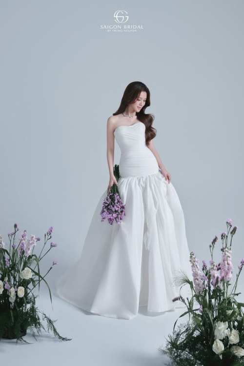 Mẫu váy cưới dòng Diamond số 54 — Trung Nguyễn Bridal