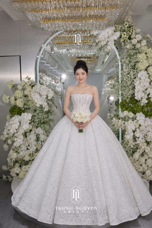 Mẫu váy cưới dòng Diamond số 55 — Trung Nguyễn Bridal