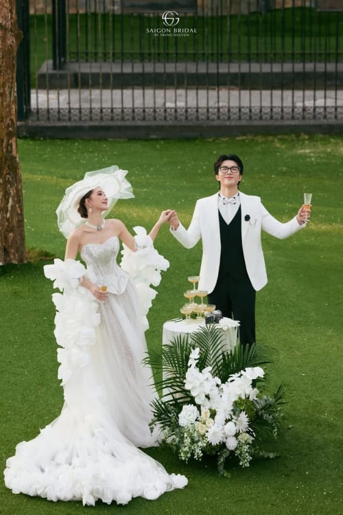 Mẫu váy cưới dòng Diamond số 56 — Trung Nguyễn Bridal