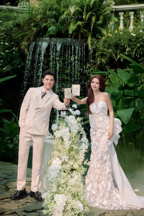 Mẫu váy cưới dòng Diamond số 62 — Trung Nguyễn Bridal
