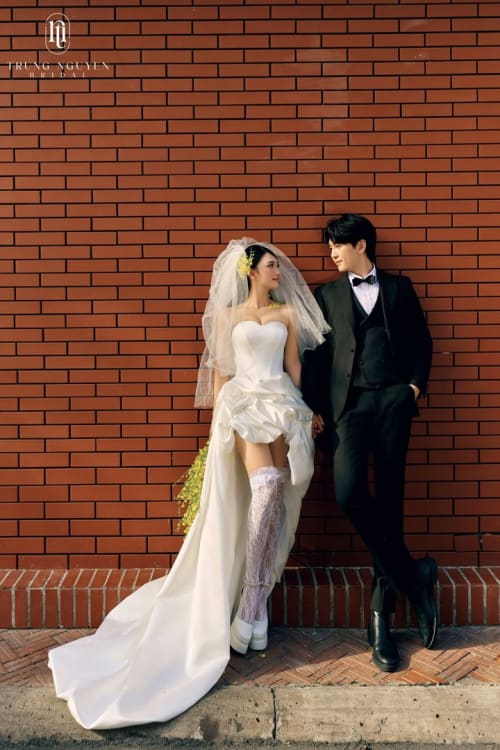 Mẫu váy cưới dòng Gold số 1 — Trung Nguyễn Bridal