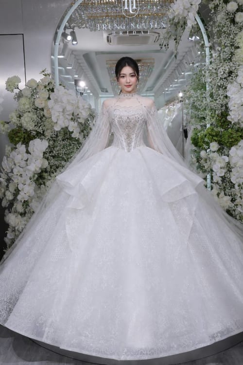 Mẫu váy cưới dòng Gold số 14 — Trung Nguyễn Bridal